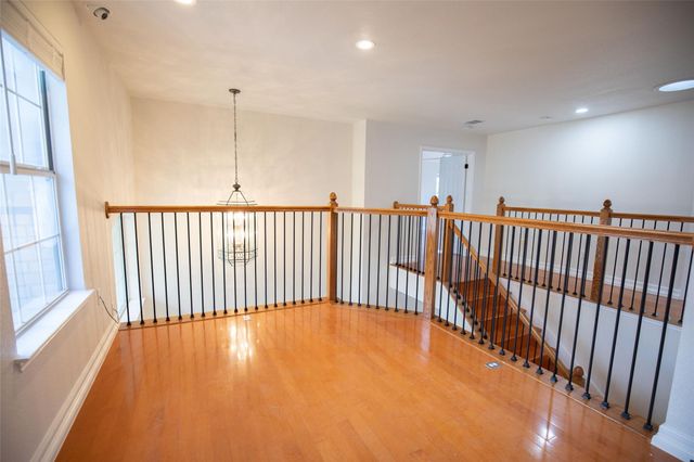 10108 Spicewood Mesa, Austin, TX 78759