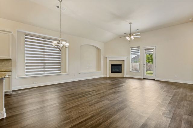 904 Lady Bird Drive, Mckinney, TX 75071