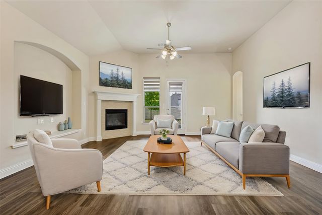 904 Lady Bird Drive, Mckinney, TX 75071