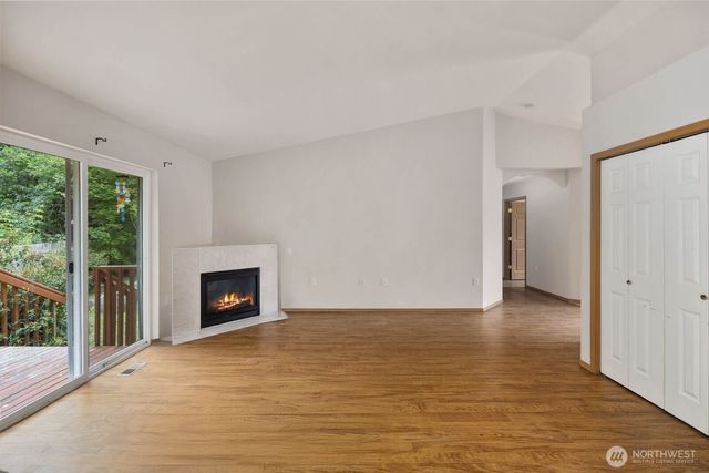 2220 Williams Road, Oak Harbor, WA 98177