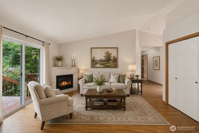 2220 Williams Road, Oak Harbor, WA 98177