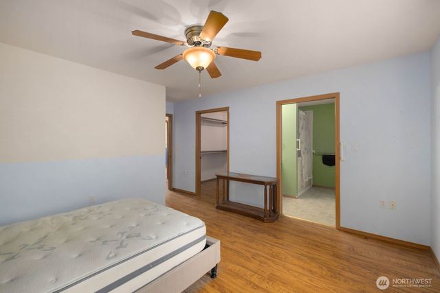 2220 Williams Road, Oak Harbor, WA 98177