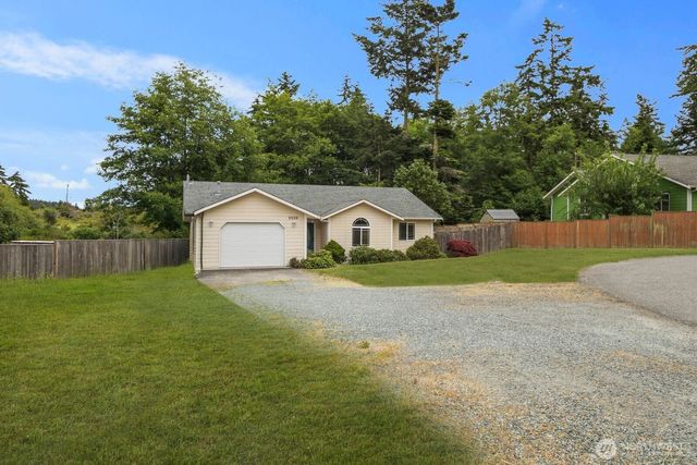2220 Williams Road, Oak Harbor, WA 98177