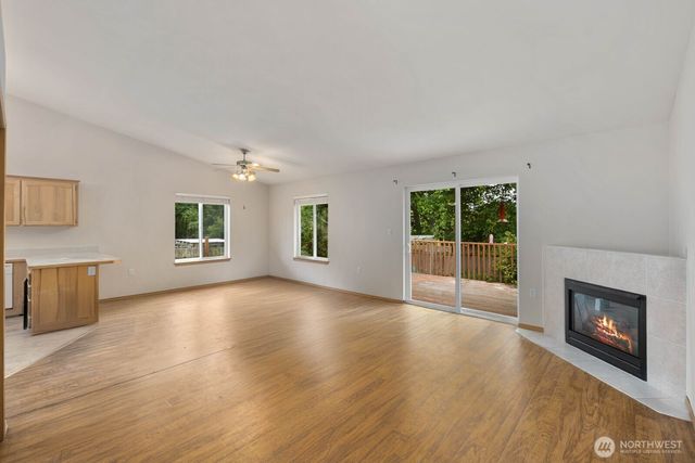2220 Williams Road, Oak Harbor, WA 98177