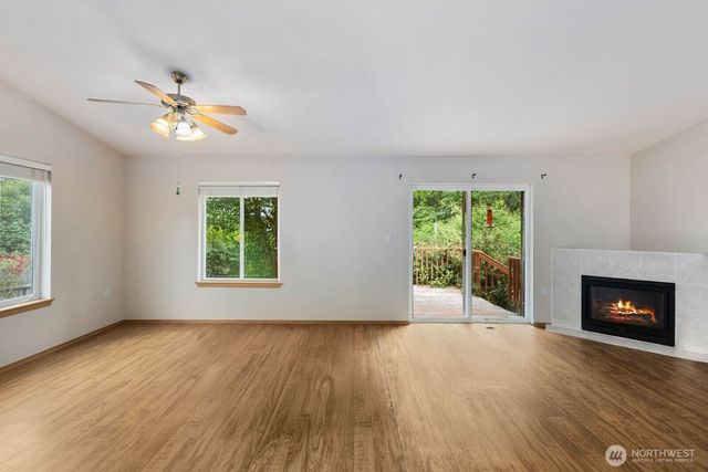 2220 Williams Road, Oak Harbor, WA 98177