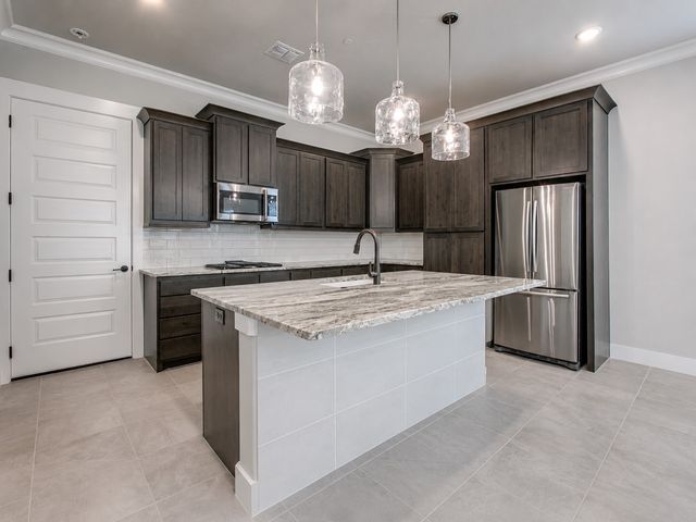 224 Morningside Drive, Roanoke, TX 76262