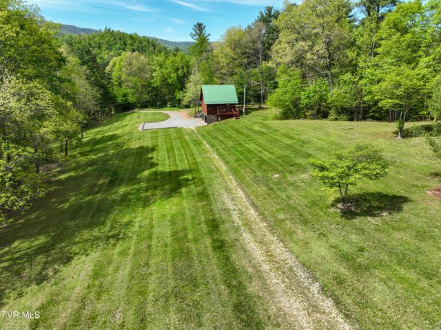 423 Pandora Fork Road, Butler, TN 37640