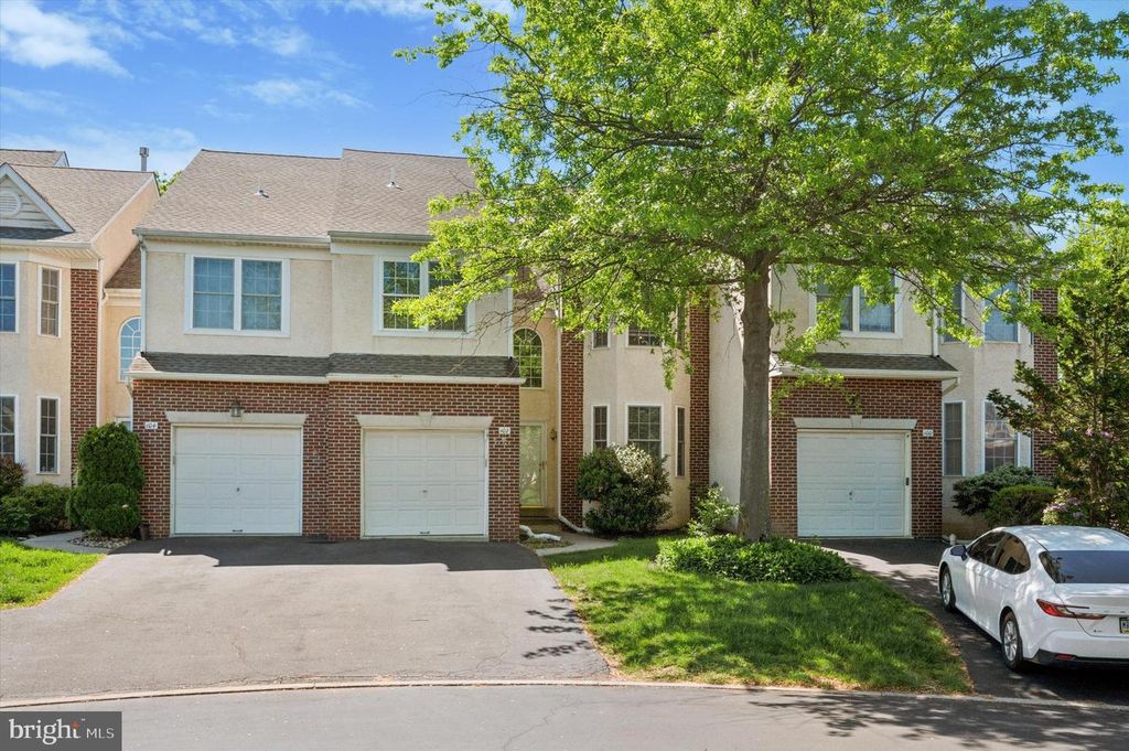102 DURHAM, Maple Glen, PA 19002