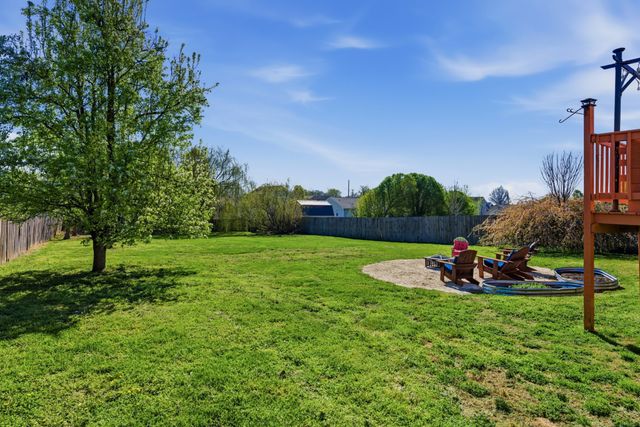 3459 Loon Dr, Clarksville, TN 37042