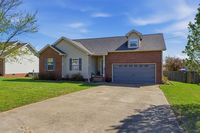 3459 Loon Dr, Clarksville, TN 37042