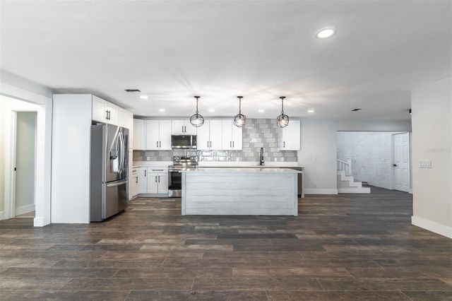 16880 SE 63RD LANE, Ocklawaha, FL 32179