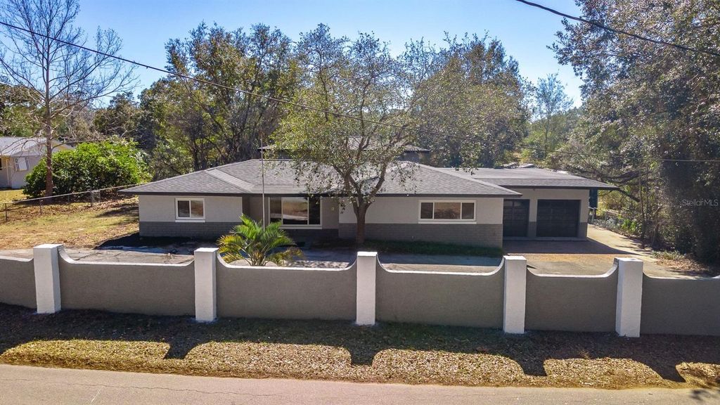 16880 SE 63RD LANE, Ocklawaha, FL 32179