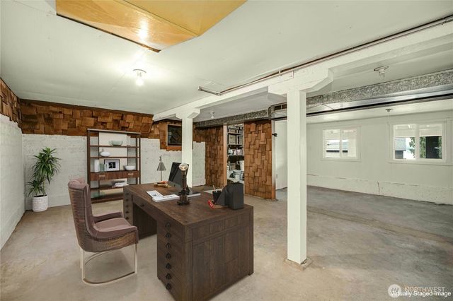 9919 Arrowsmith Avenue S, Seattle, WA 98118