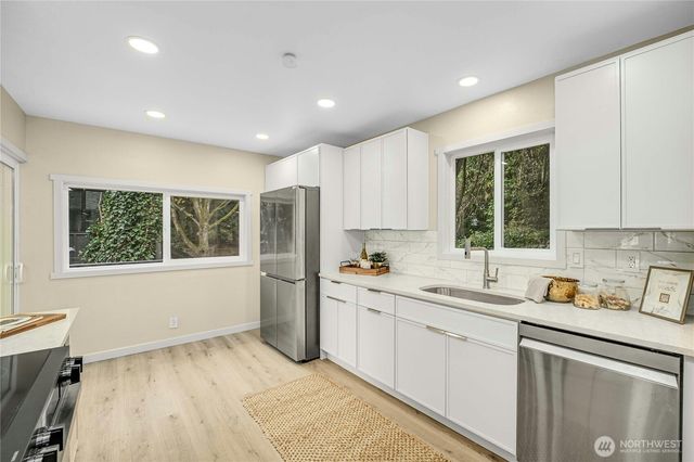 9919 Arrowsmith Avenue S, Seattle, WA 98118