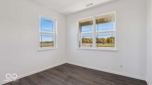 7950 Dogwood Court, New Palestine, IN 46163