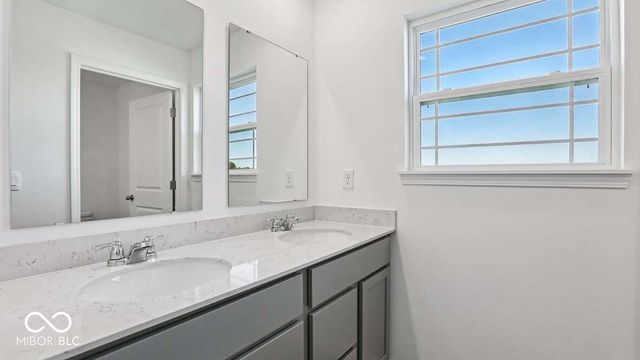 7950 Dogwood Court, New Palestine, IN 46163