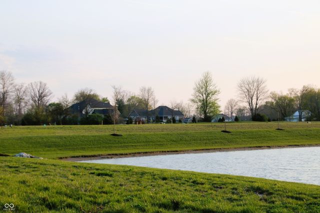 7950 Dogwood Court, New Palestine, IN 46163
