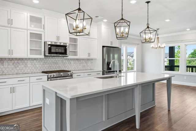 1300 Sapelo Street, Woodstock, GA 30188