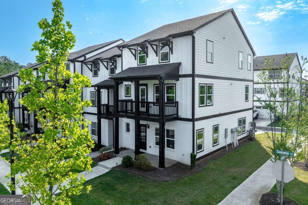 1300 Sapelo Street, Woodstock, GA 30188