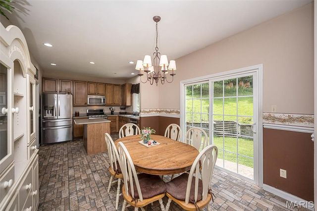 5521 Regency Woods Manor, Imperial, MO 63052