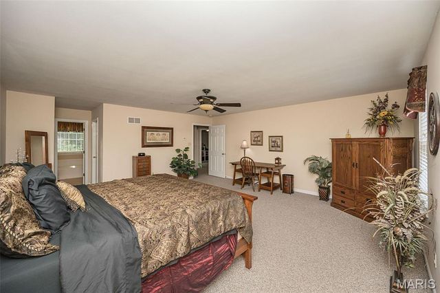 5521 Regency Woods Manor, Imperial, MO 63052