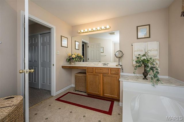 5521 Regency Woods Manor, Imperial, MO 63052