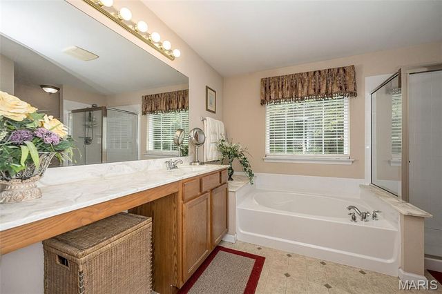 5521 Regency Woods Manor, Imperial, MO 63052