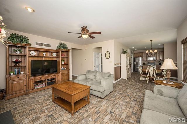 5521 Regency Woods Manor, Imperial, MO 63052