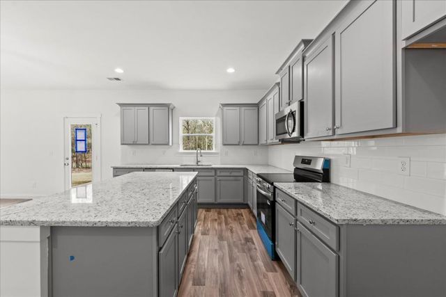 524 Lillian Way, Statham, GA 30666