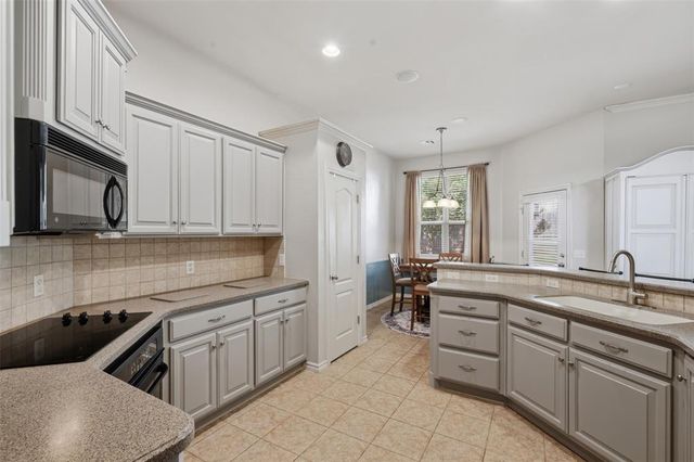 2916 Tara Lane, Norman, OK 73069