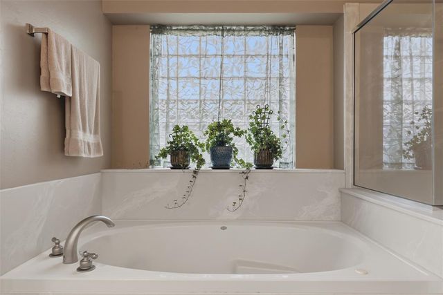 2916 Tara Lane, Norman, OK 73069