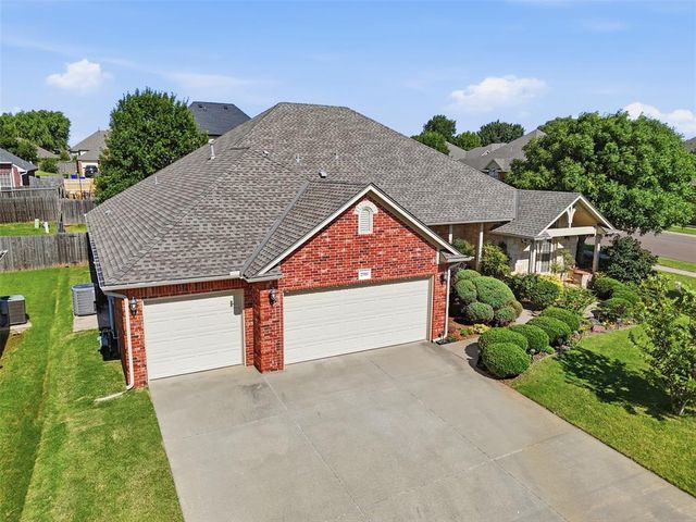 2916 Tara Lane, Norman, OK 73069
