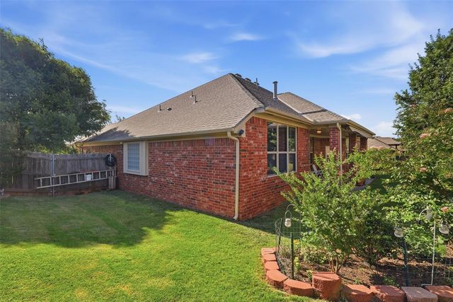 2916 Tara Lane, Norman, OK 73069