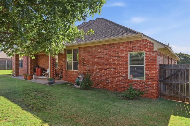 2916 Tara Lane, Norman, OK 73069