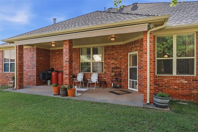 2916 Tara Lane, Norman, OK 73069