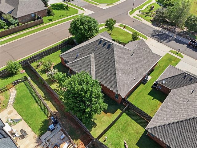 2916 Tara Lane, Norman, OK 73069