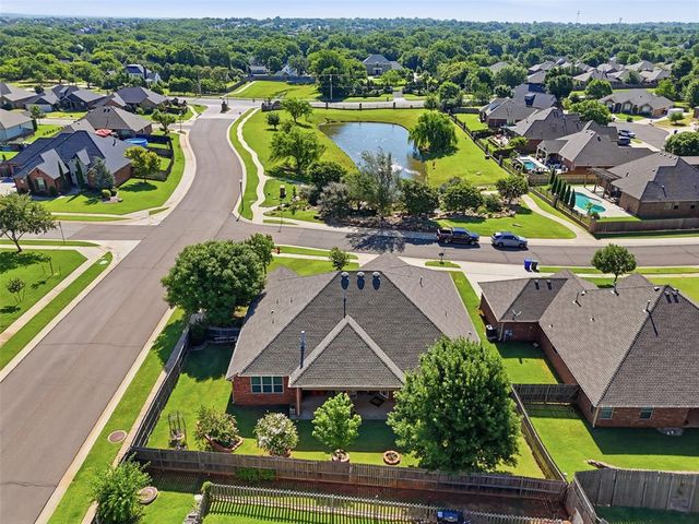 2916 Tara Lane, Norman, OK 73069