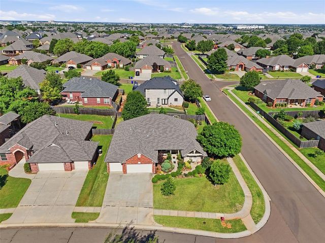 2916 Tara Lane, Norman, OK 73069
