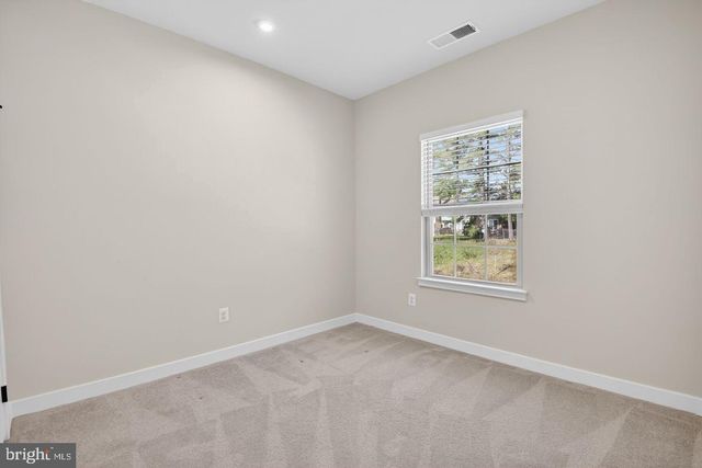 19753 GREEN VILLAGE DR, Montgomery Village, MD 20886