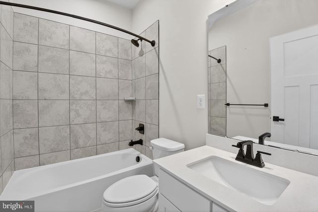 19753 GREEN VILLAGE DR, Montgomery Village, MD 20886