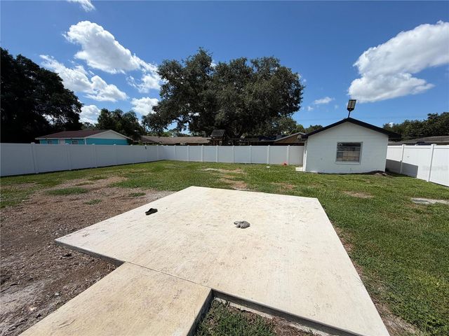 2522 KRUEGER LANE, Tampa, FL 33618