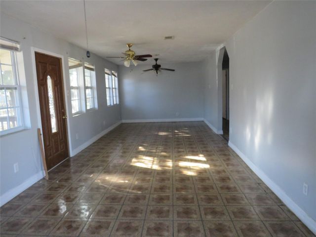 8319 Garland Street, Houston, TX 77017