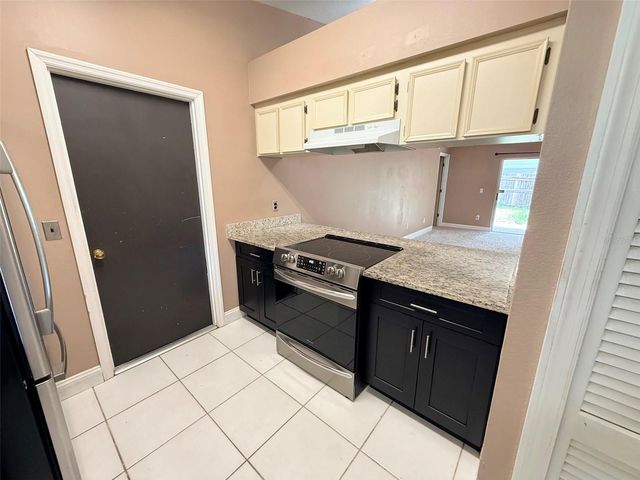 14050 ITHACA WAY, Orlando, FL 32826