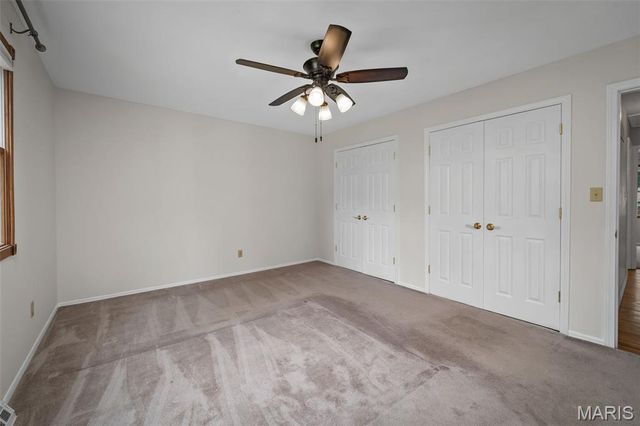 4765 Stanhope Drive, St Louis, MO 63128