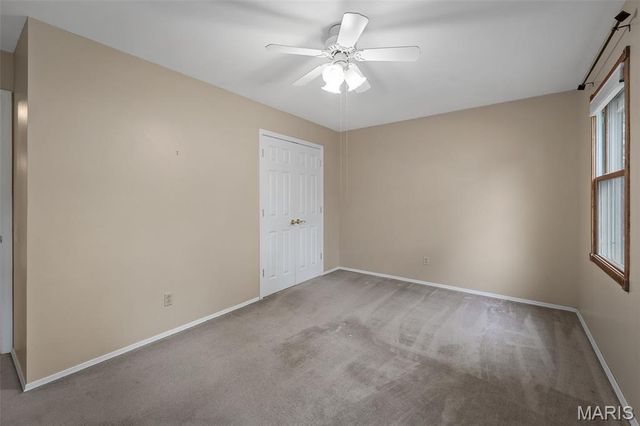 4765 Stanhope Drive, St Louis, MO 63128