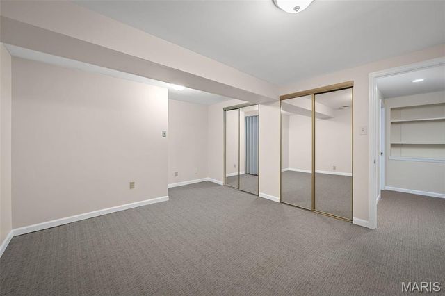4765 Stanhope Drive, St Louis, MO 63128