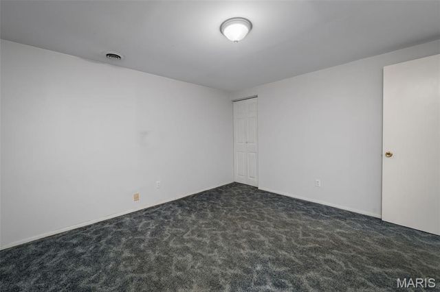 4765 Stanhope Drive, St Louis, MO 63128