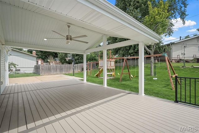 4765 Stanhope Drive, St Louis, MO 63128