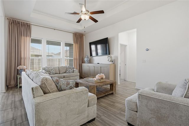 1026 Pasadena St, Portland, TX 78374