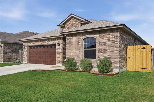 1026 Pasadena St, Portland, TX 78374